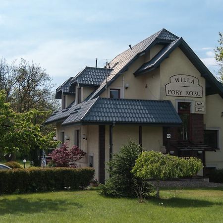 Willa Pory Roku Łódź Exteriör bild